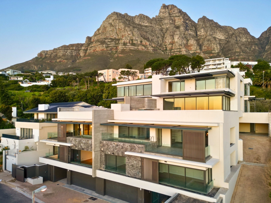 4 Bedroom Property for Sale in Camps Bay Western Cape
